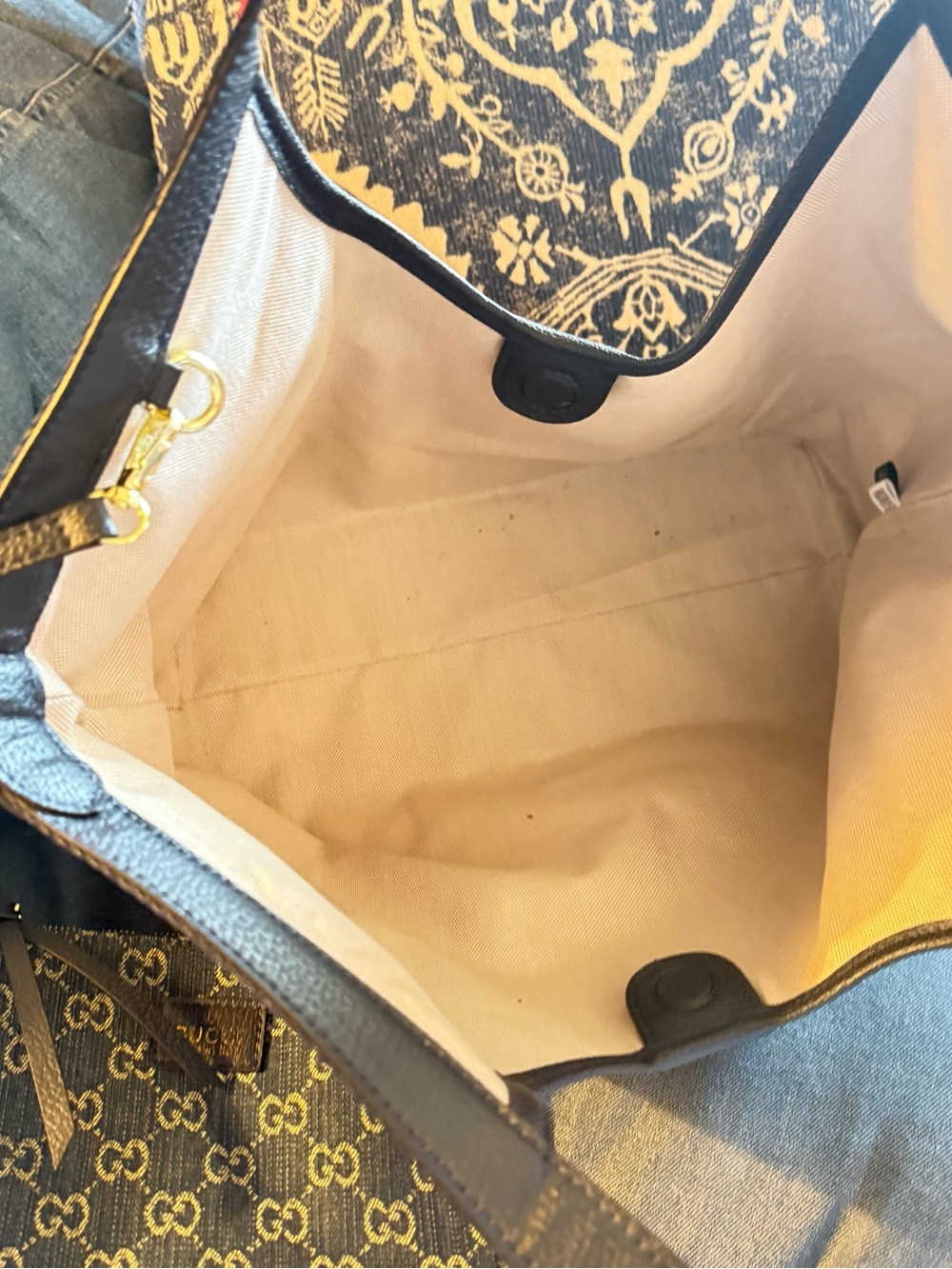 Designer like Monogram Messenger Bag in Navy with Red-Blue worn maybe 3 times - Picture 7 of 13